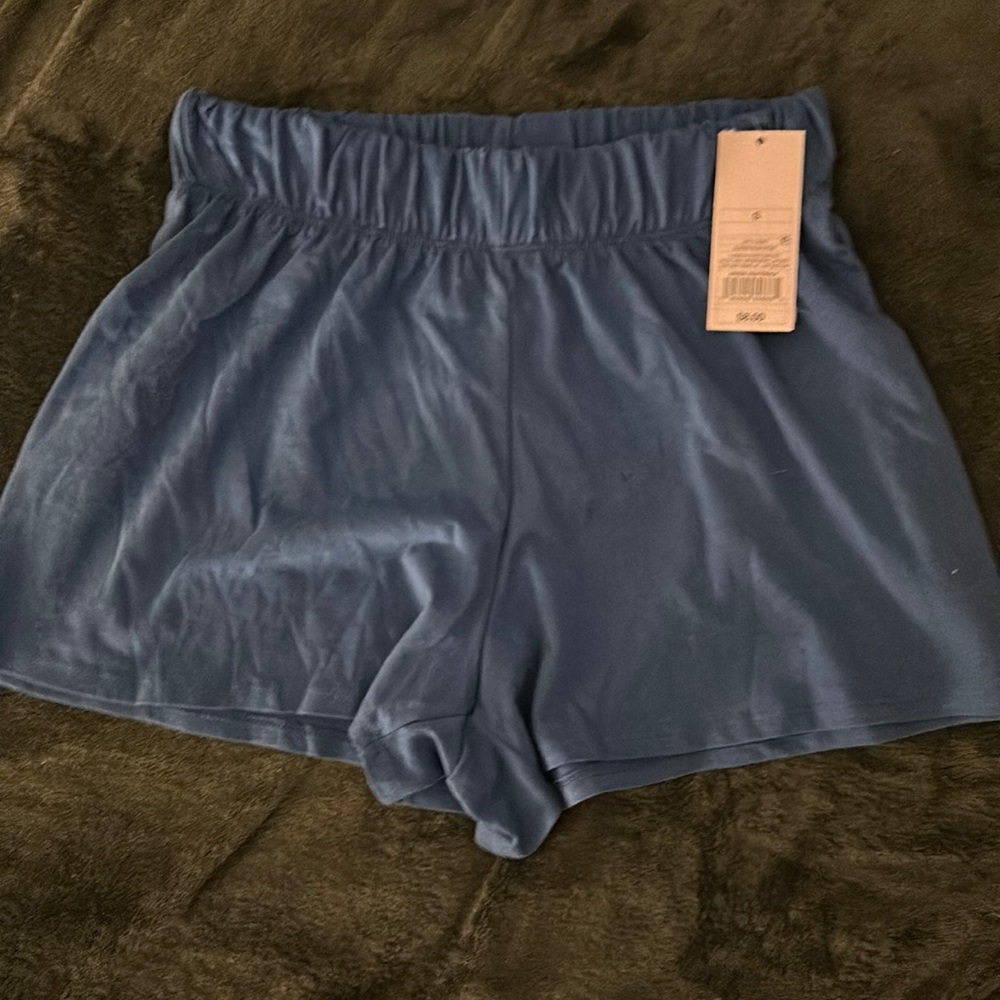 Wild fable women’s shorts size S, NWT, Bundle on $25 order and they’re free!